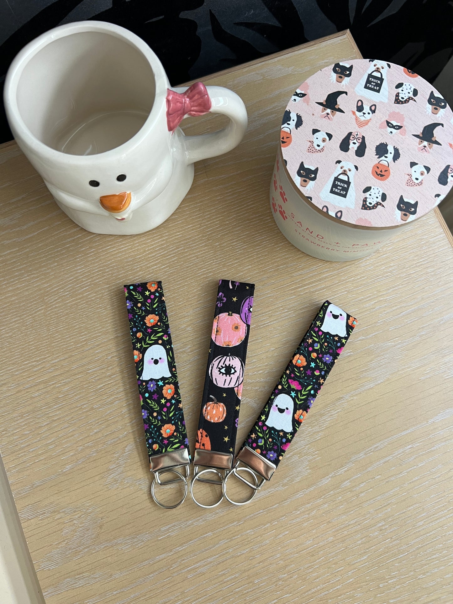 🎃 Pastel Pumpkin Wristlet Keychain (Limited Edition)