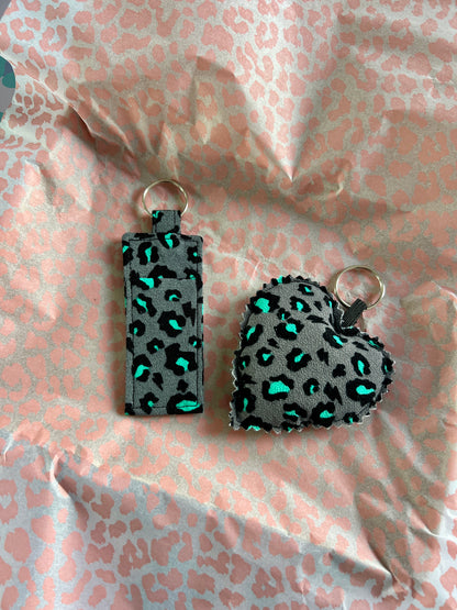 Snow Leopard Print- Pocket & Keys Duo