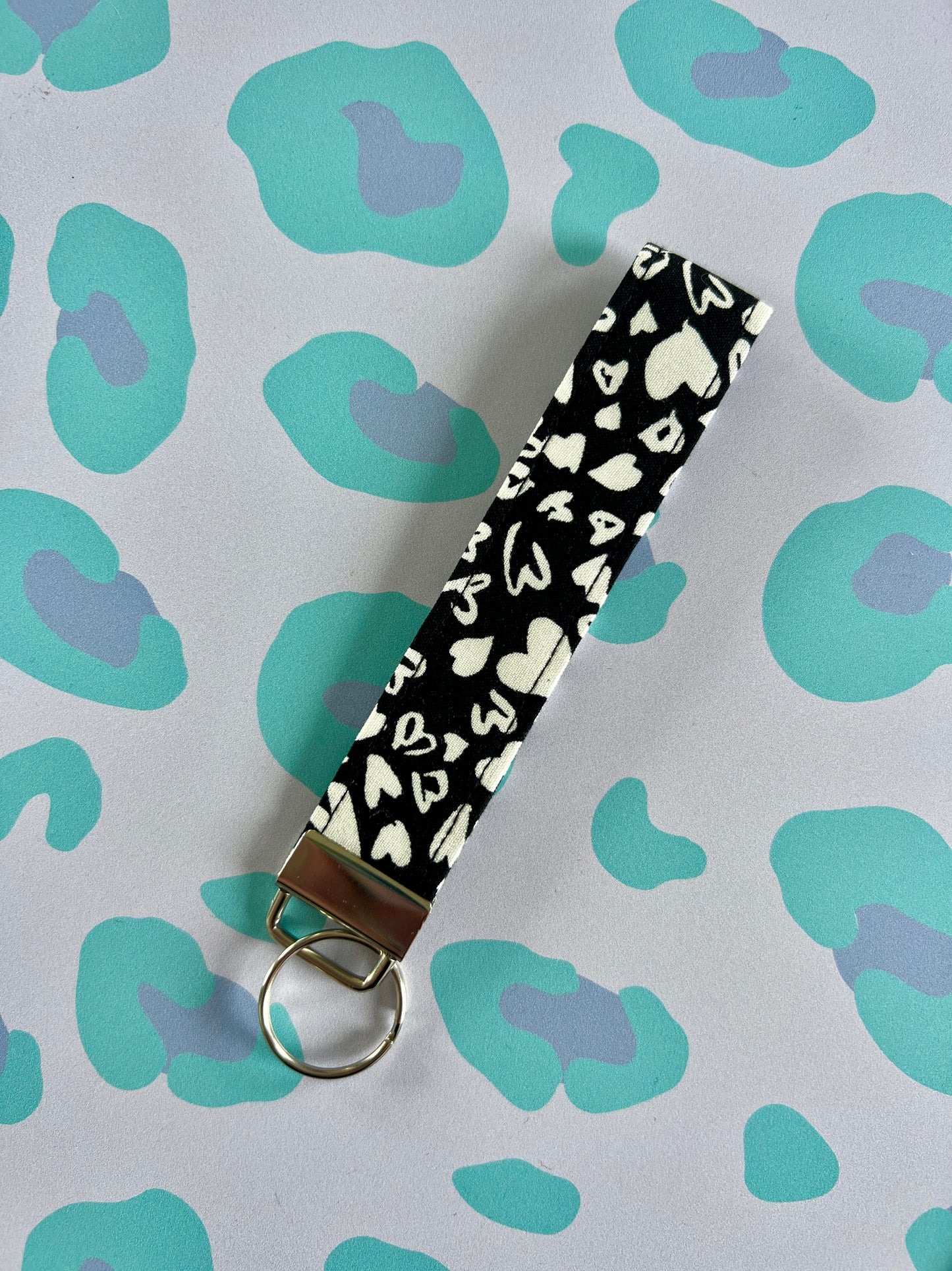 Hearts- Keys & Wristlet Set