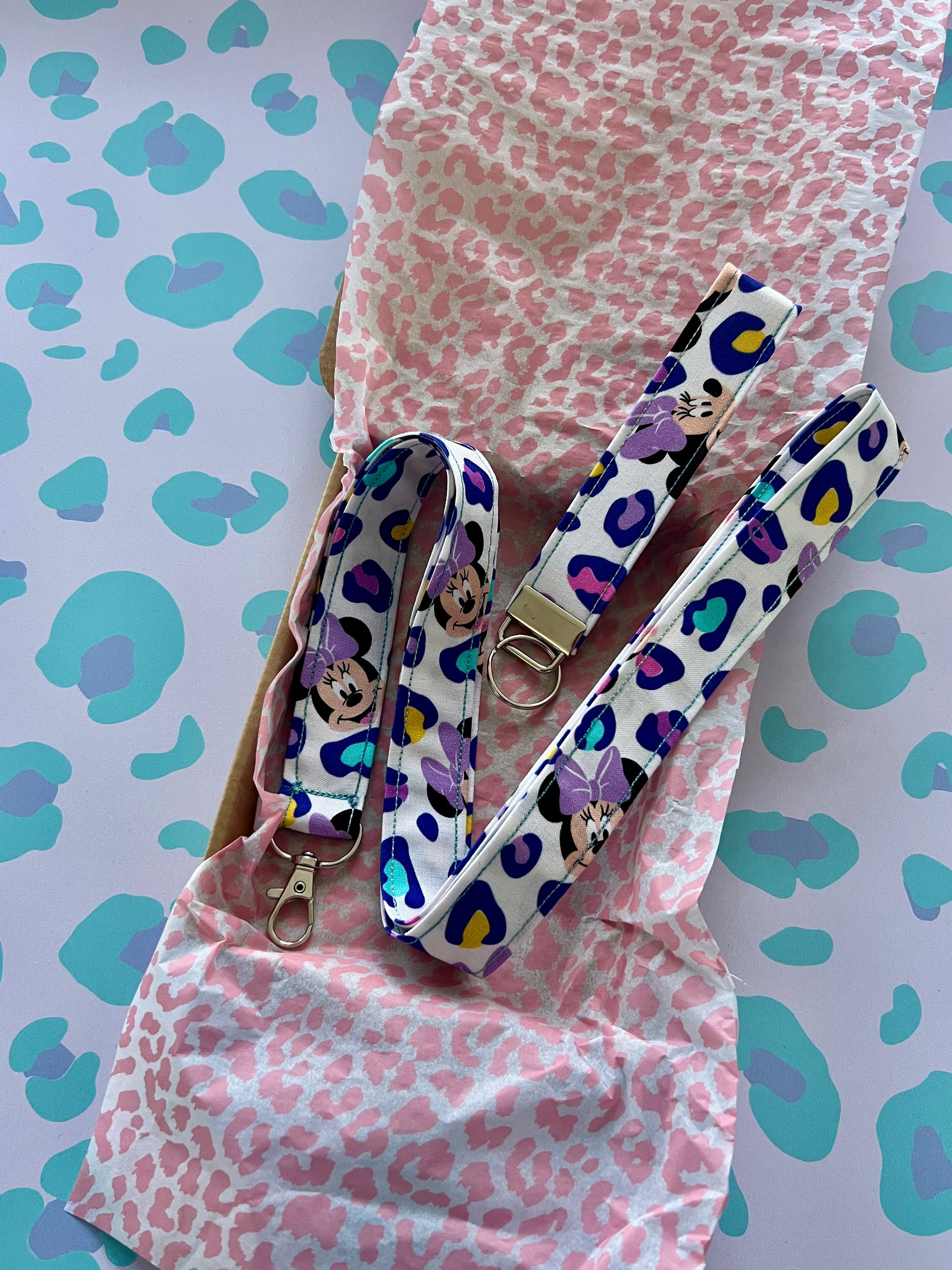 Minnie Leopard Print Lanyard and Wristlet Keychain Bundle